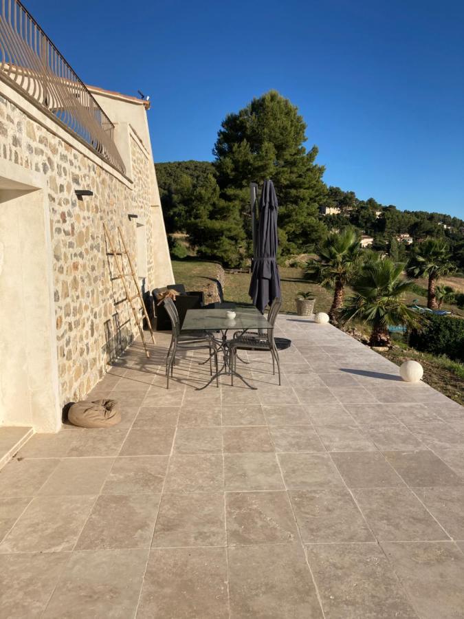 La Venturonne Appartement Neuf Rez De Jardin 45 M2 Vue Mer Et Vignes 10 Mn Des Plages Le Beausset Exteriör bild